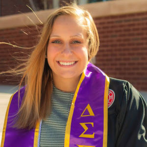 Meet your Posher, Macie